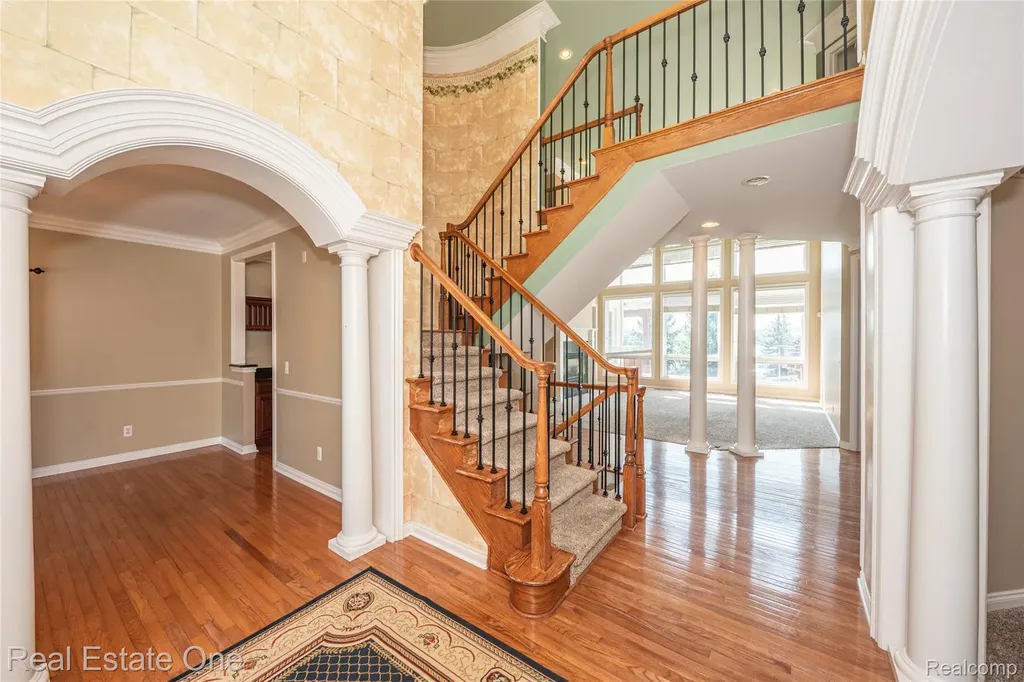 18218 Clairmont Circle E Northville Township MI 48168