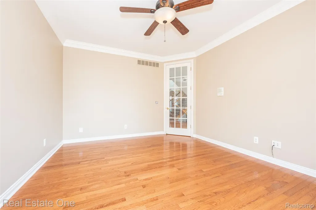 18218 Clairmont Circle E Northville Township MI 48168