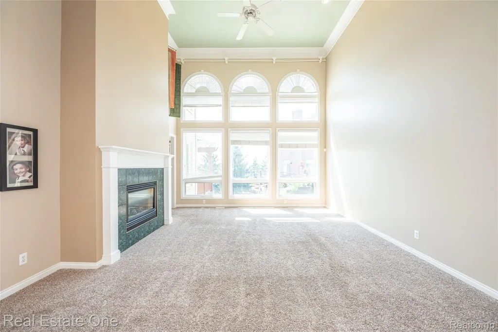 18218 Clairmont Circle E Northville Township MI 48168