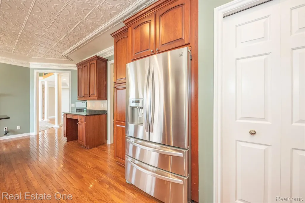 18218 Clairmont Circle E Northville Township MI 48168