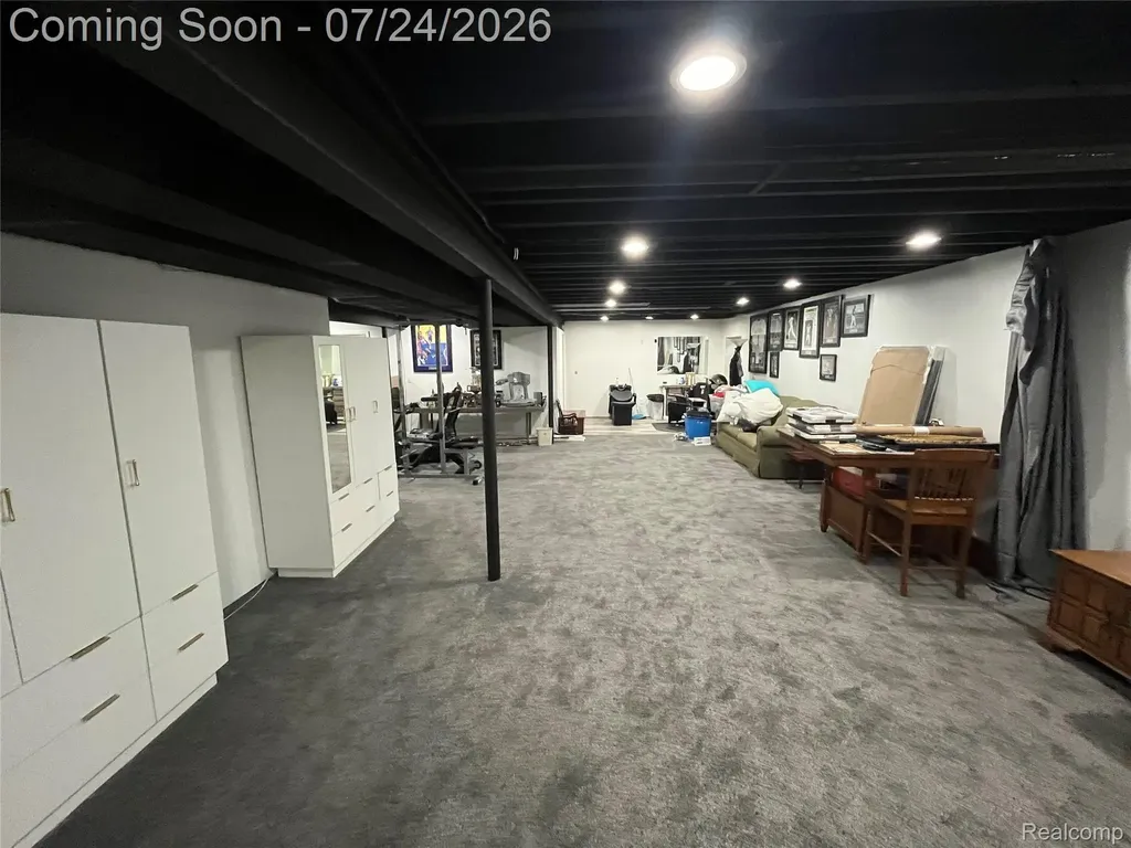 9045 Birch Pointe Drive Berlin Charter Township MI 48166