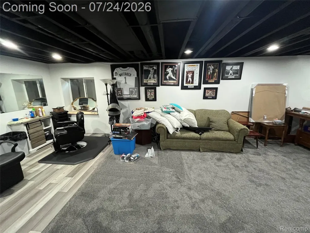 9045 Birch Pointe Drive Berlin Charter Township MI 48166