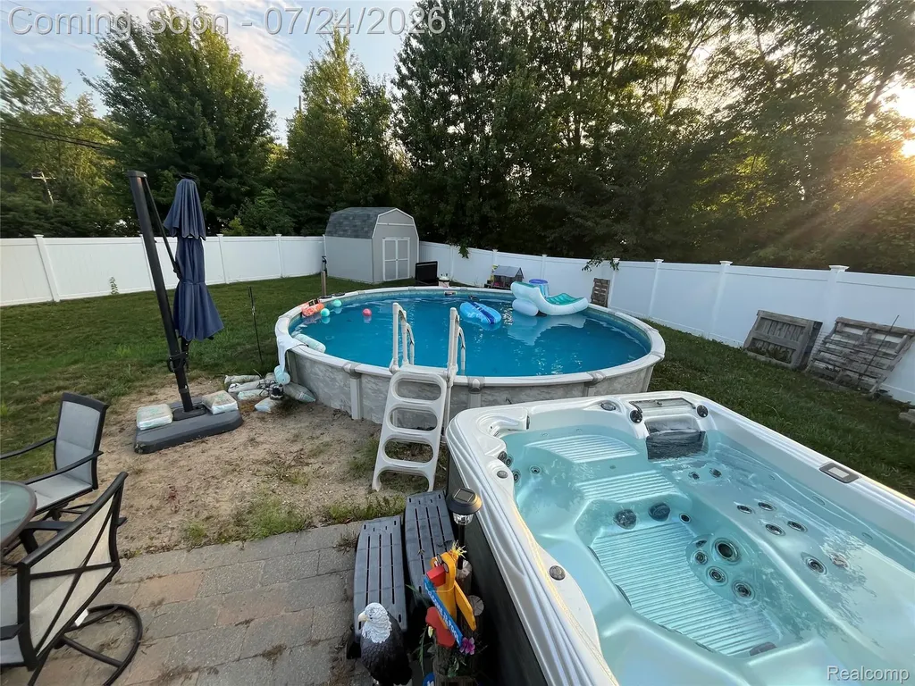 9045 Birch Pointe Drive Berlin Charter Township MI 48166