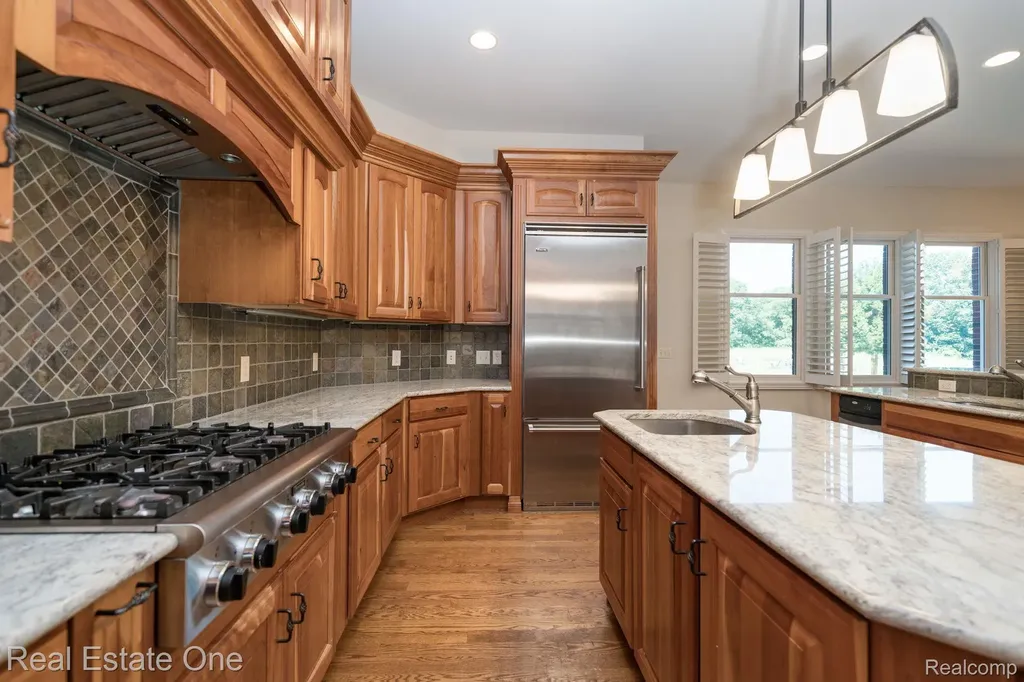 740 Greystone Drive Lyndon Township MI 48118