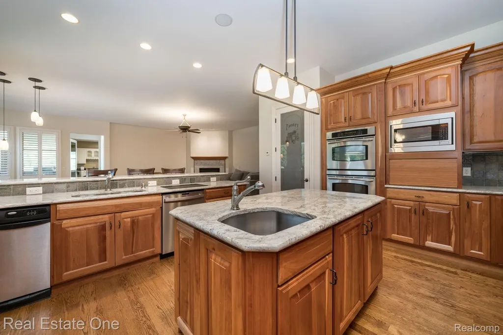 740 Greystone Drive Lyndon Township MI 48118
