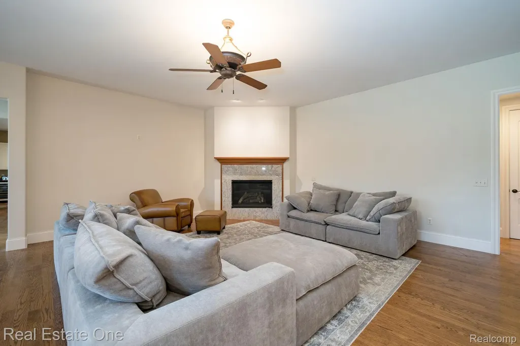740 Greystone Drive Lyndon Township MI 48118