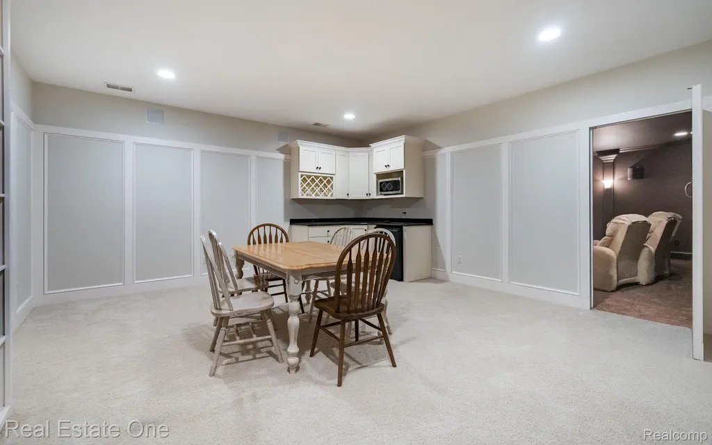 740 Greystone Drive Lyndon Township MI 48118