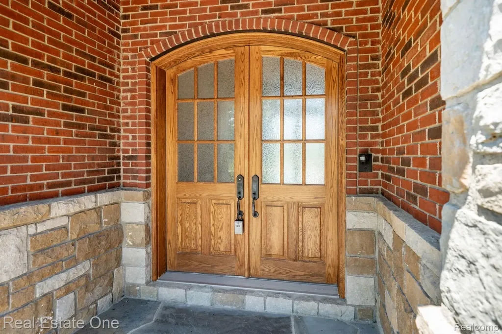 740 Greystone Drive Lyndon Township MI 48118