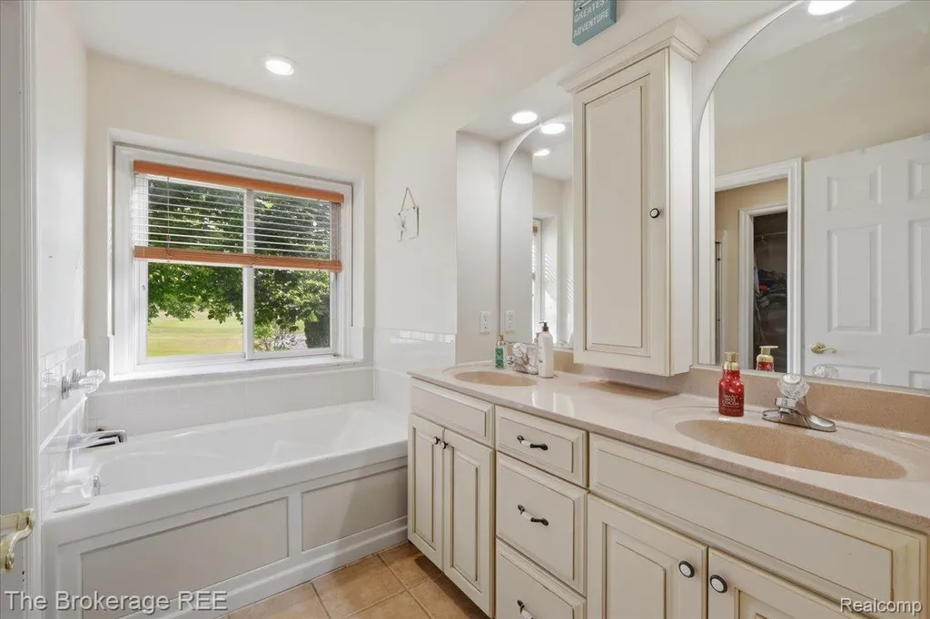 9120 Woodridge Drive Davison Township MI 48423