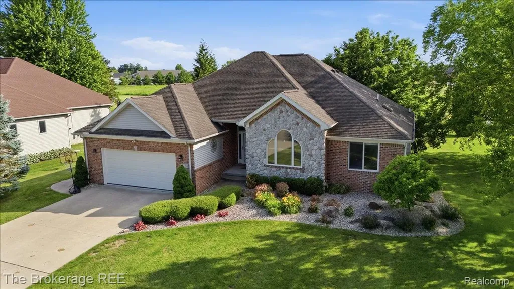 9120 Woodridge Drive Davison Township MI 48423