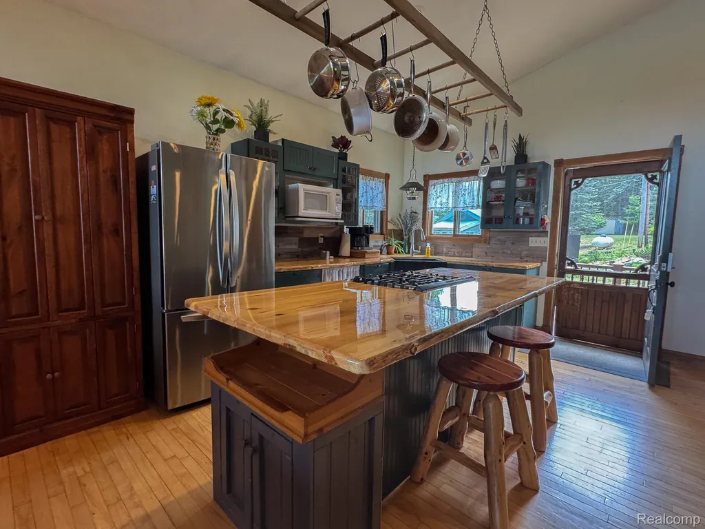 1490 Judy Drive Belvidere Township MI 48886