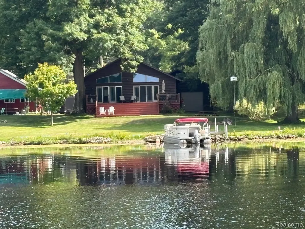 1490 Judy Drive Belvidere Township MI 48886