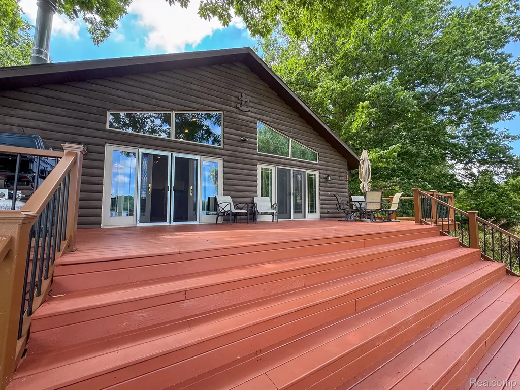 1490 Judy Drive Belvidere Township MI 48886