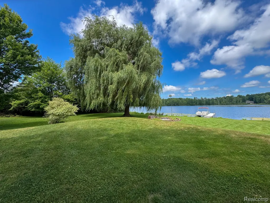 1490 Judy Drive Belvidere Township MI 48886