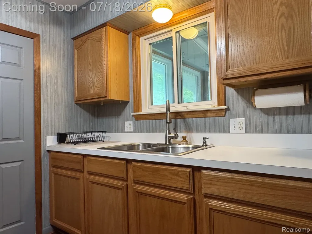 46030 Huling Street Shelby Charter Township MI 48317