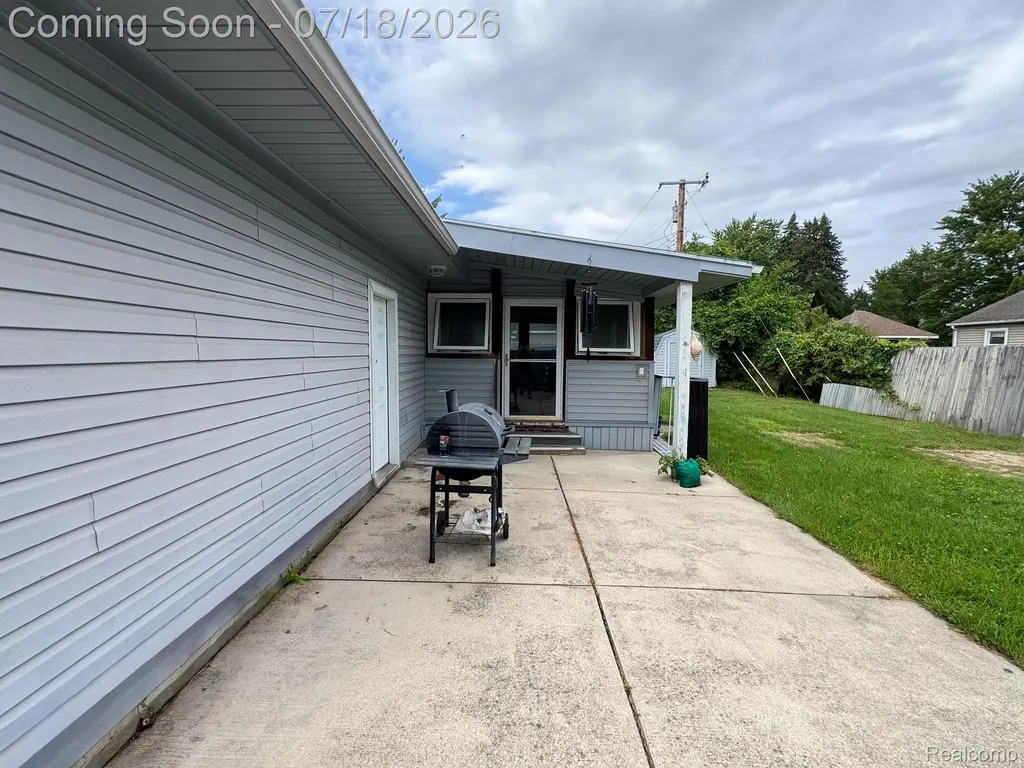 46030 Huling Street Shelby Charter Township MI 48317