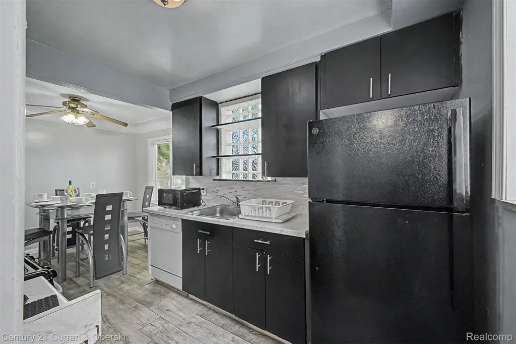 20141 Bramford Street Detroit City MI 48234