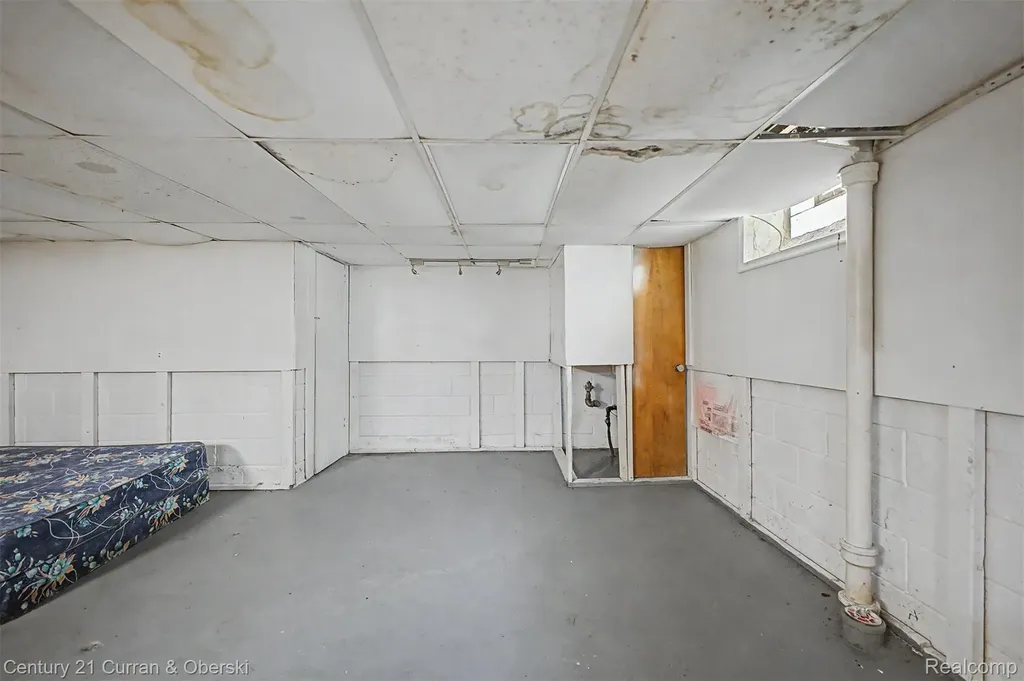 20141 Bramford Street Detroit City MI 48234