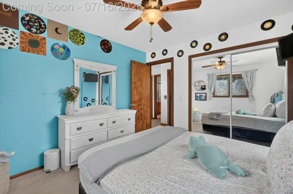 11210 Linden Road Fenton Charter Township MI 48451
