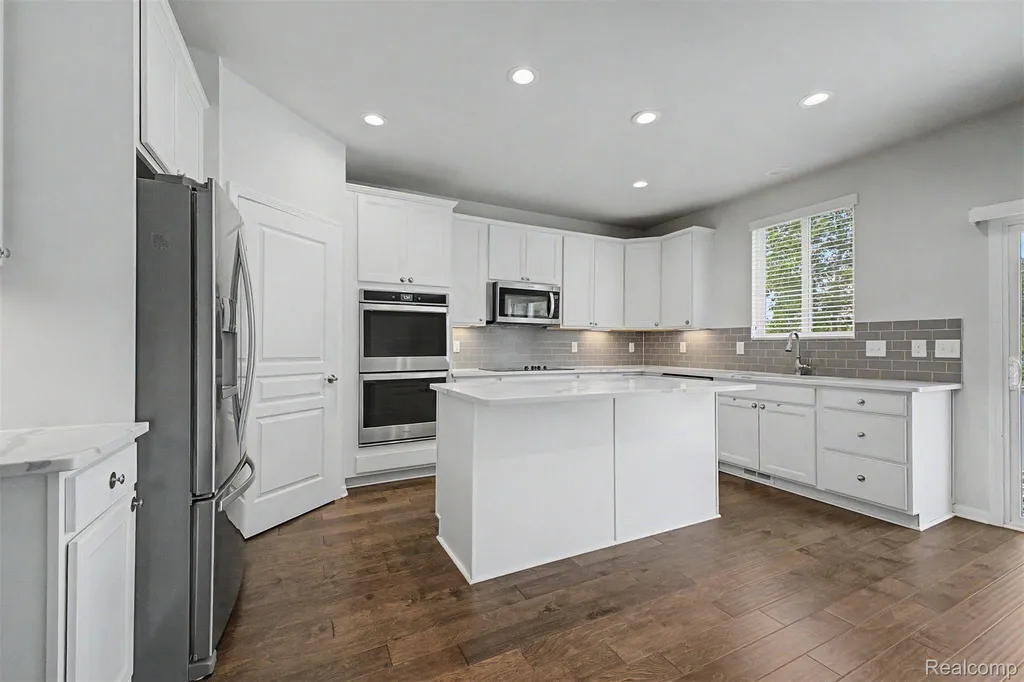 18729 Cumberland Court Northville Township MI 48168