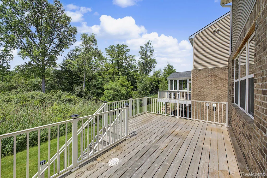 18729 Cumberland Court Northville Township MI 48168