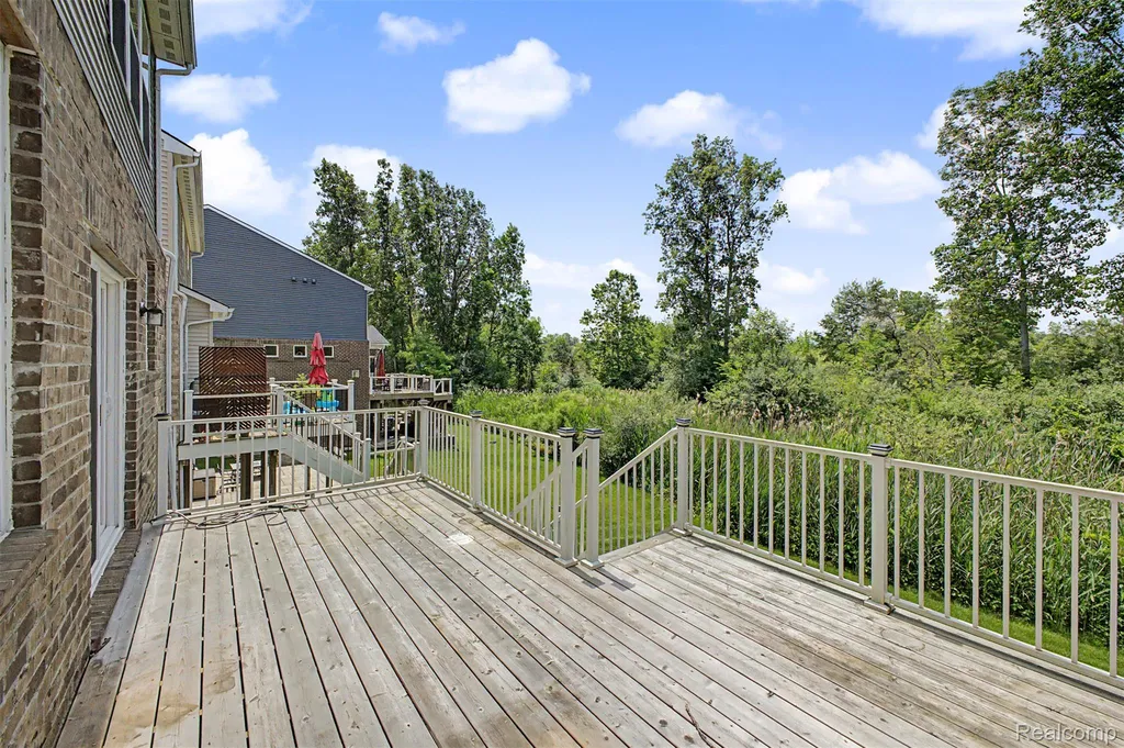 18729 Cumberland Court Northville Township MI 48168