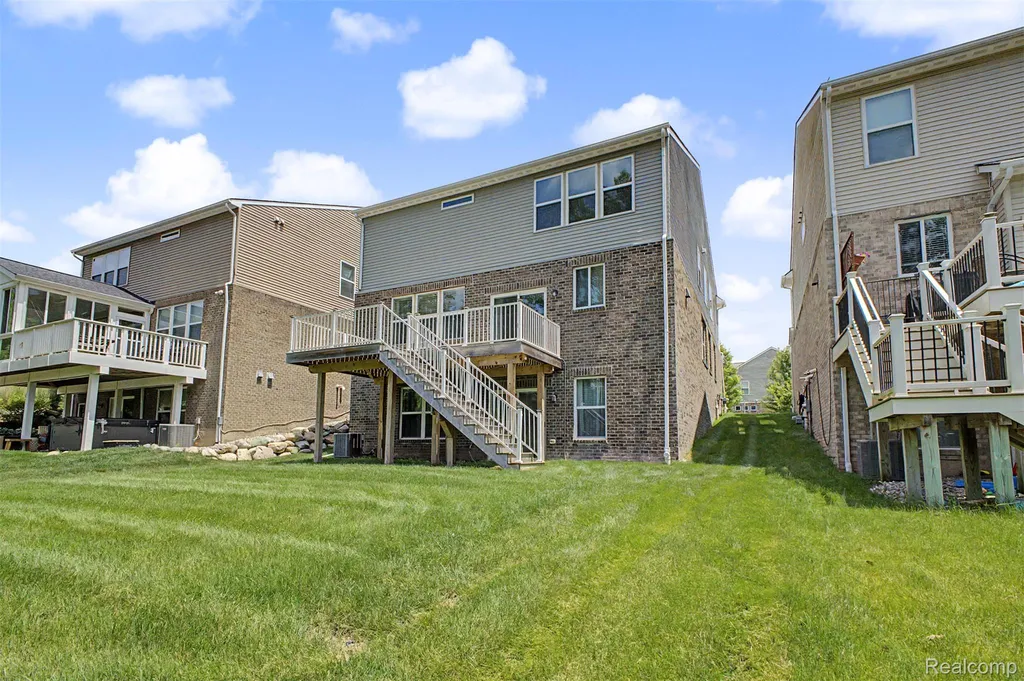 18729 Cumberland Court Northville Township MI 48168