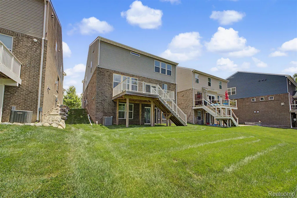 18729 Cumberland Court Northville Township MI 48168