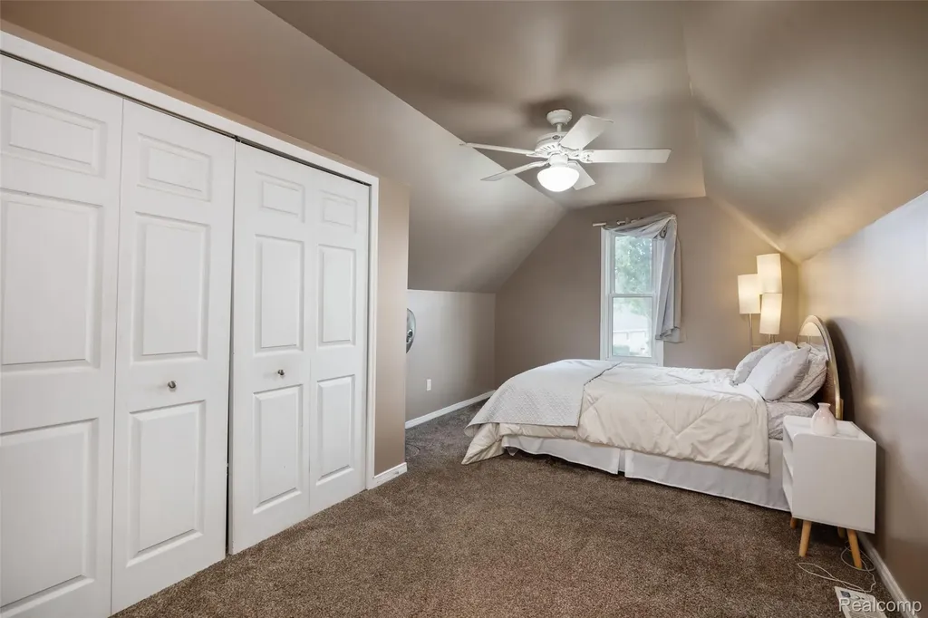 18570 Hollie Drive Macomb Township MI 48044