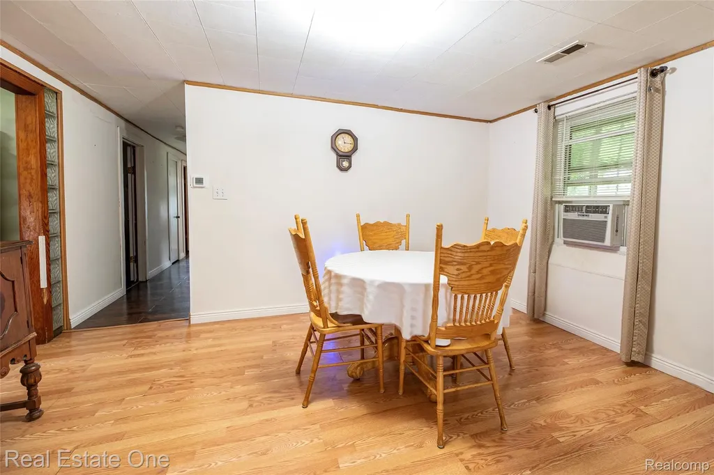 875 S Grey Road Auburn Hills City MI 48326