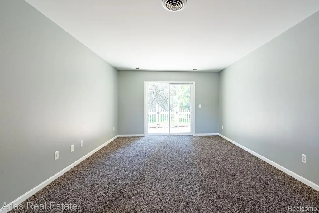 2255 N Milford Road Highland Charter Township MI 48357