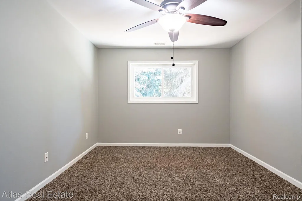 2255 N Milford Road Highland Charter Township MI 48357