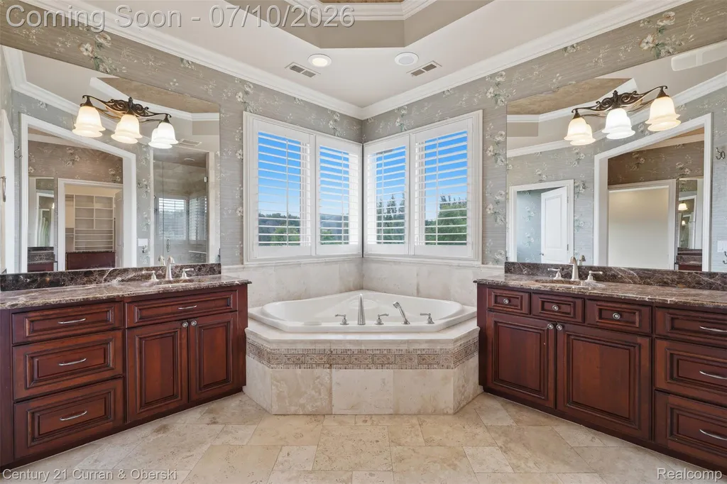47515 Bellagio Drive Novi City MI 48167