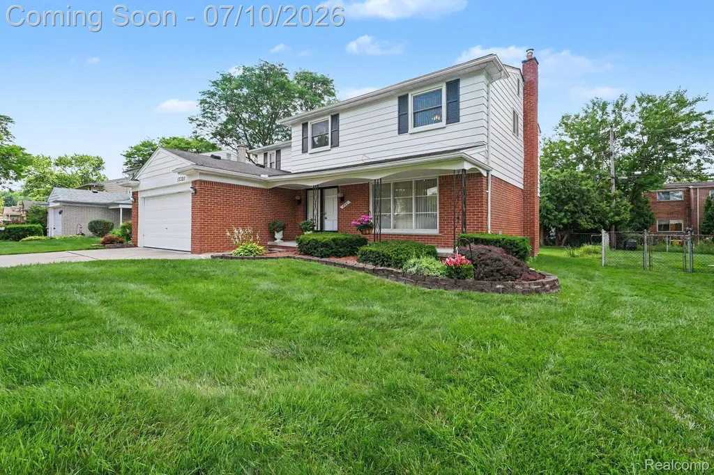 17321 Madison Street Southfield City MI 48076