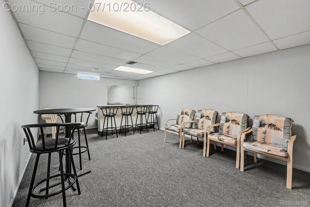17321 Madison Street Southfield City MI 48076