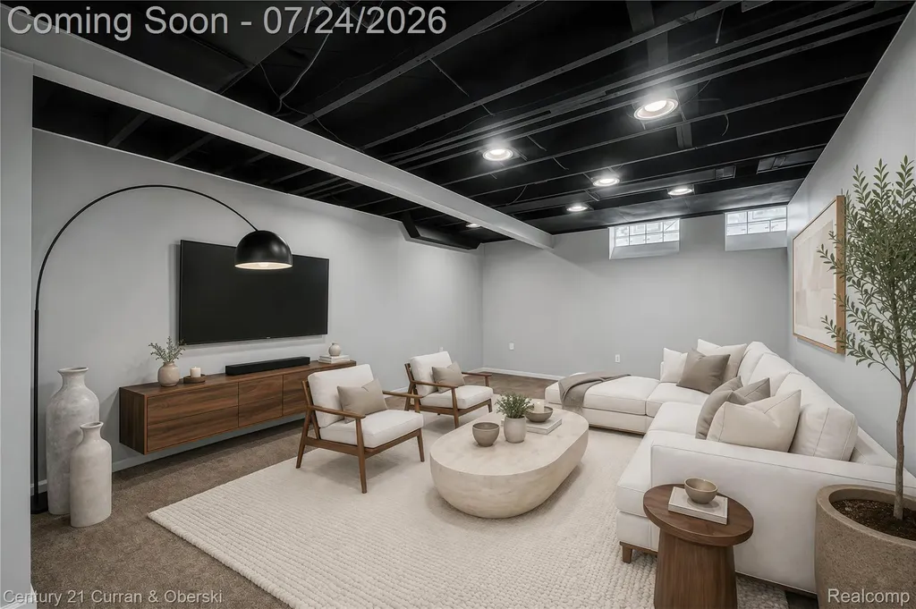 2660 Thomas Avenue Berkley City MI 48072