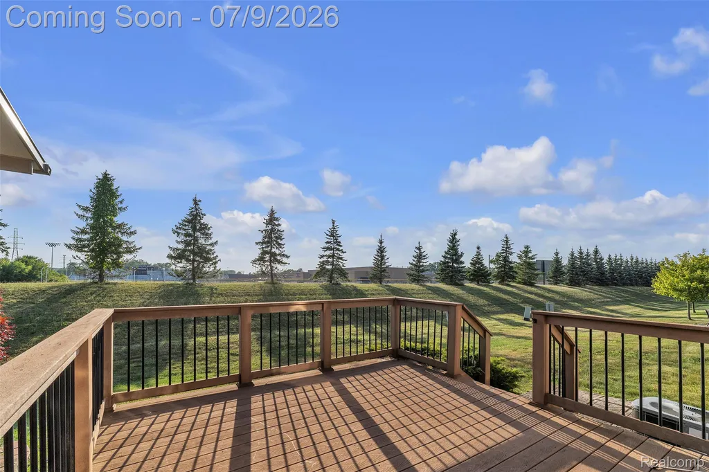25476 Tara Lane Brownstown Charter Township MI 48134