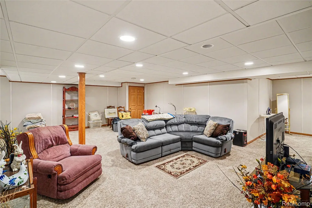5478 Red Oak Court Fenton Charter Township MI 48451