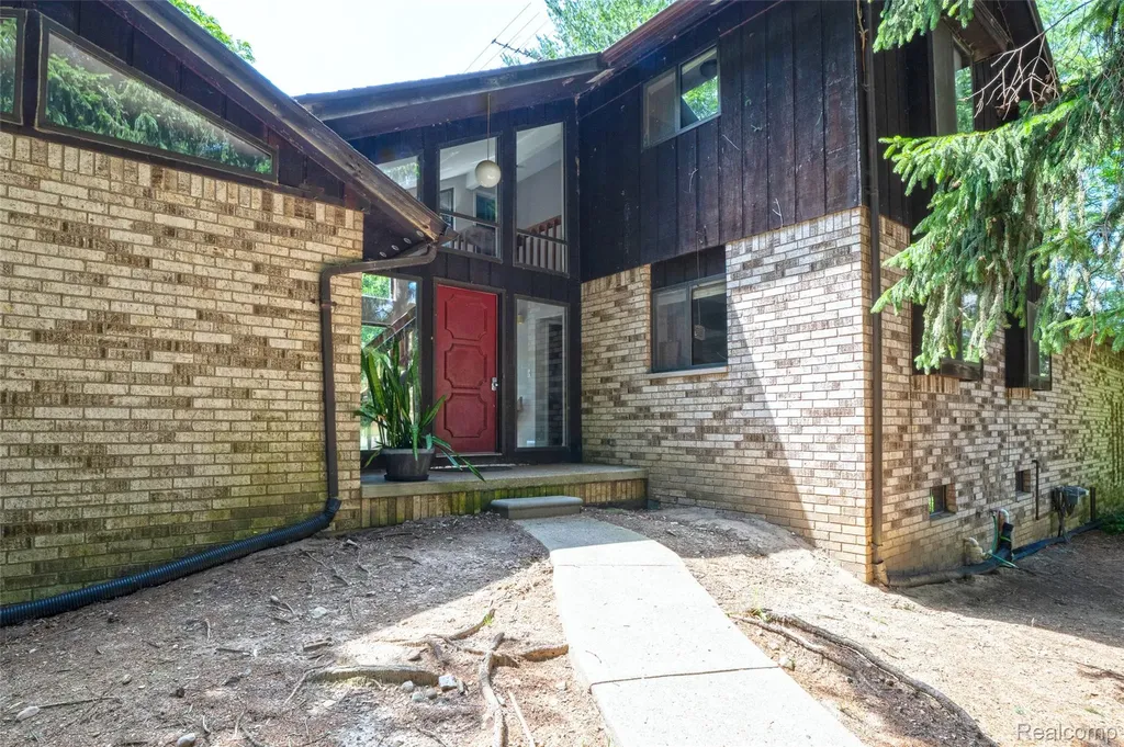 4565 Brookside Road Hartland Township MI 48430