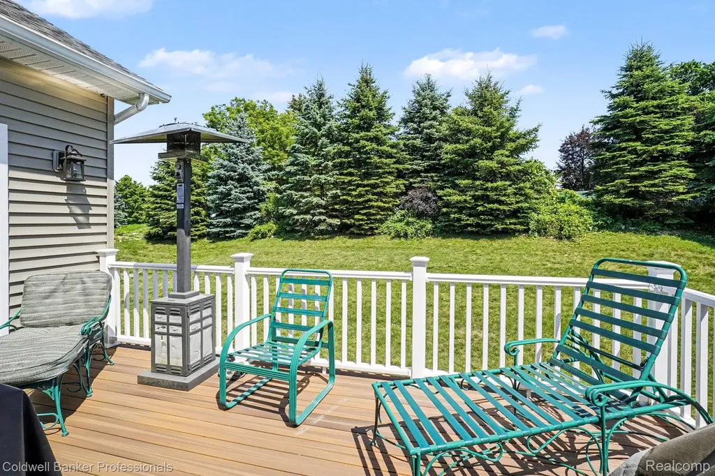 56 Fox Hollow Drive Lapeer City MI 48455