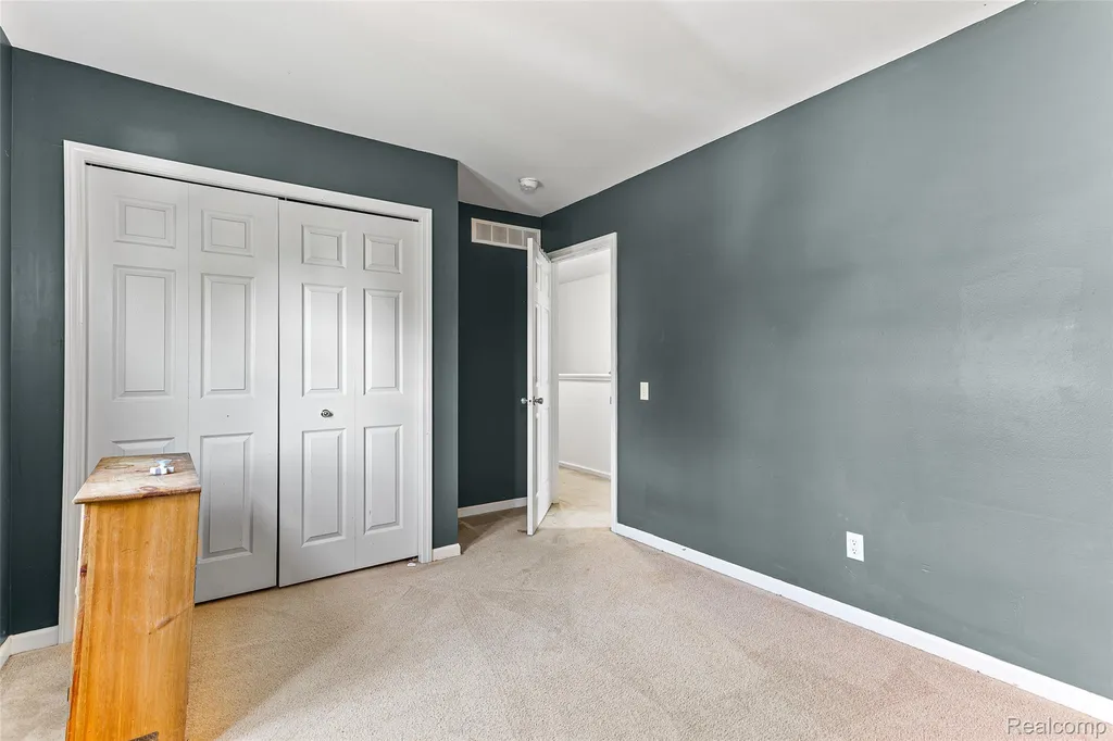7921 Mallard Way York Charter Township MI 48197
