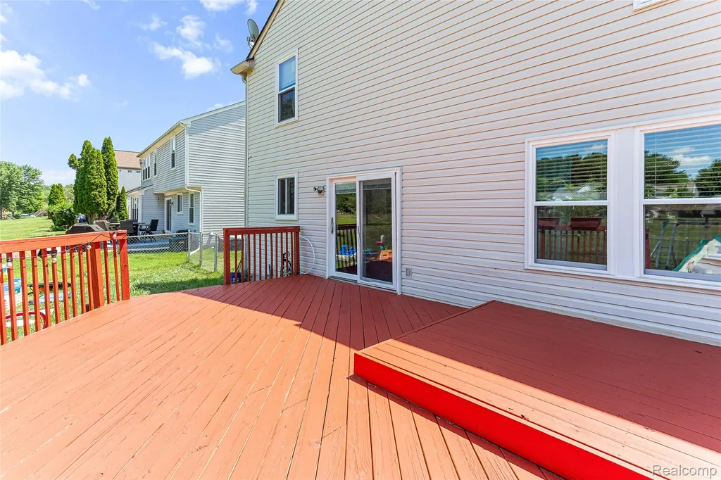 7921 Mallard Way York Charter Township MI 48197