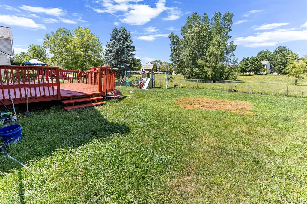 7921 Mallard Way York Charter Township MI 48197