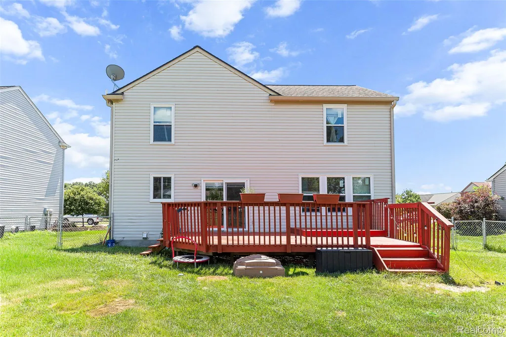 7921 Mallard Way York Charter Township MI 48197
