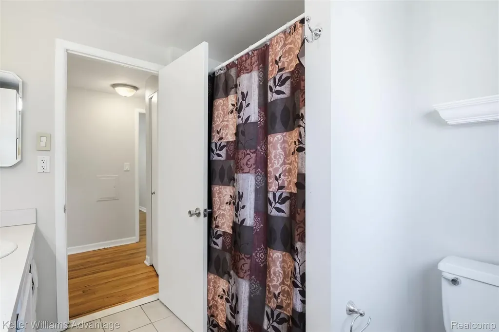 35838 Canyon Drive Westland City MI 48186