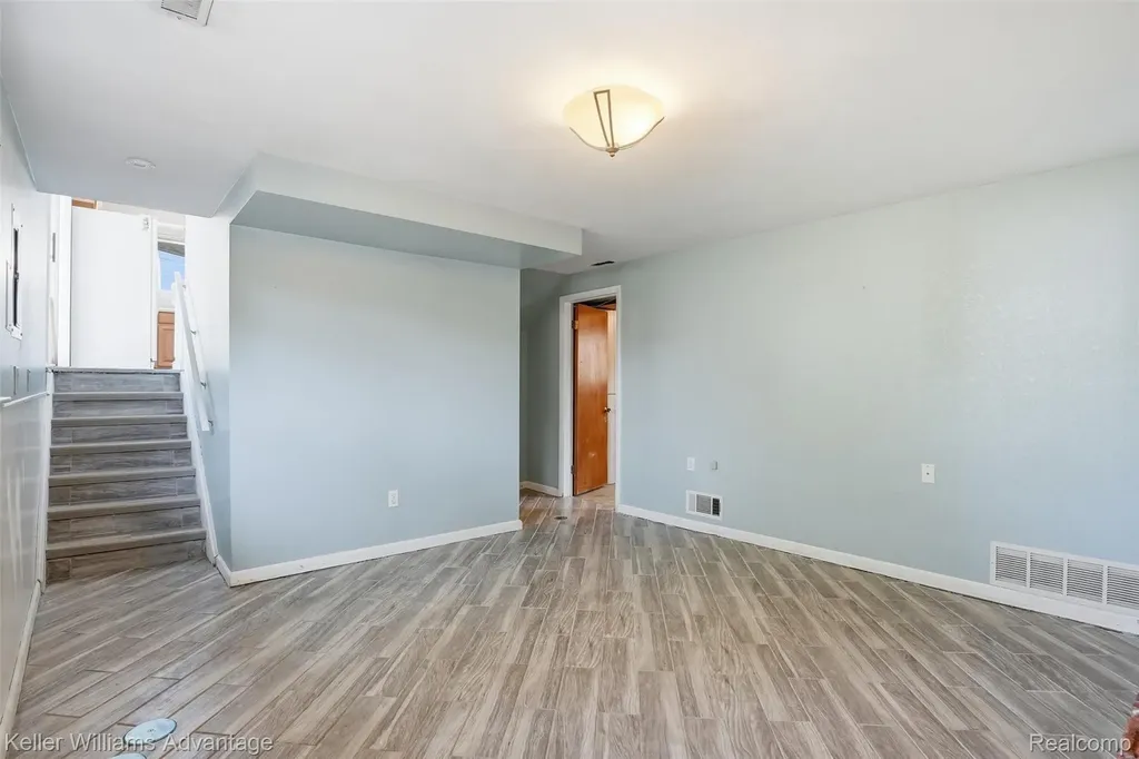35838 Canyon Drive Westland City MI 48186