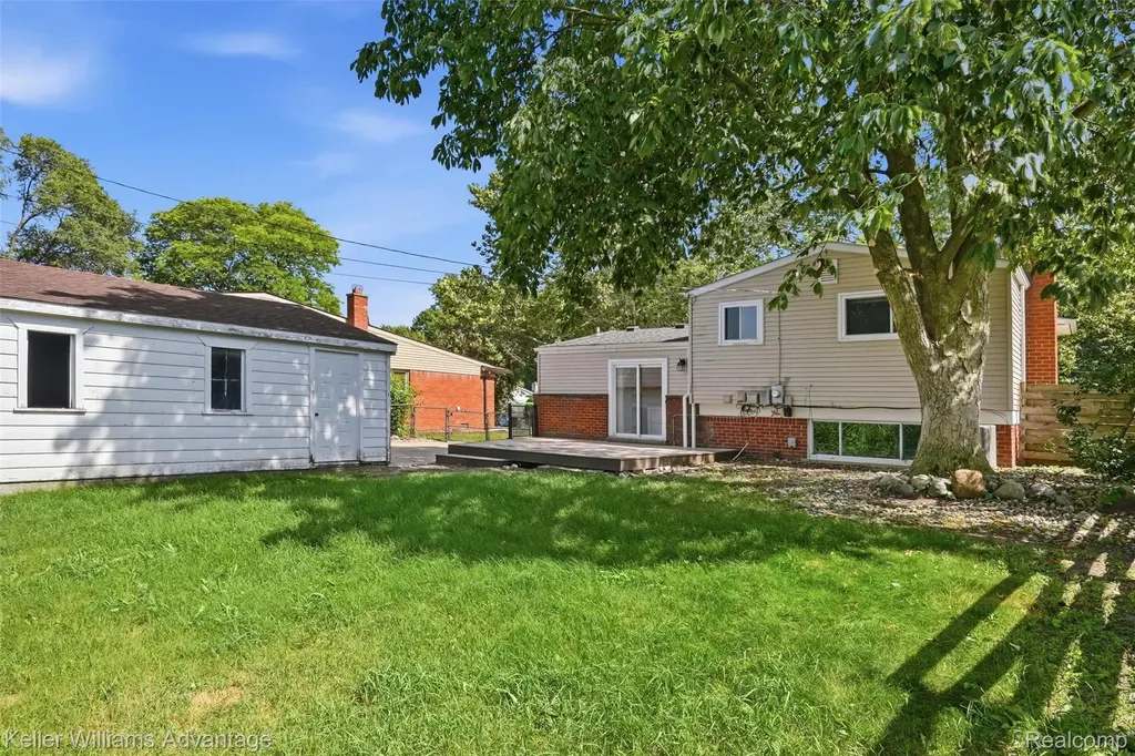 35838 Canyon Drive Westland City MI 48186