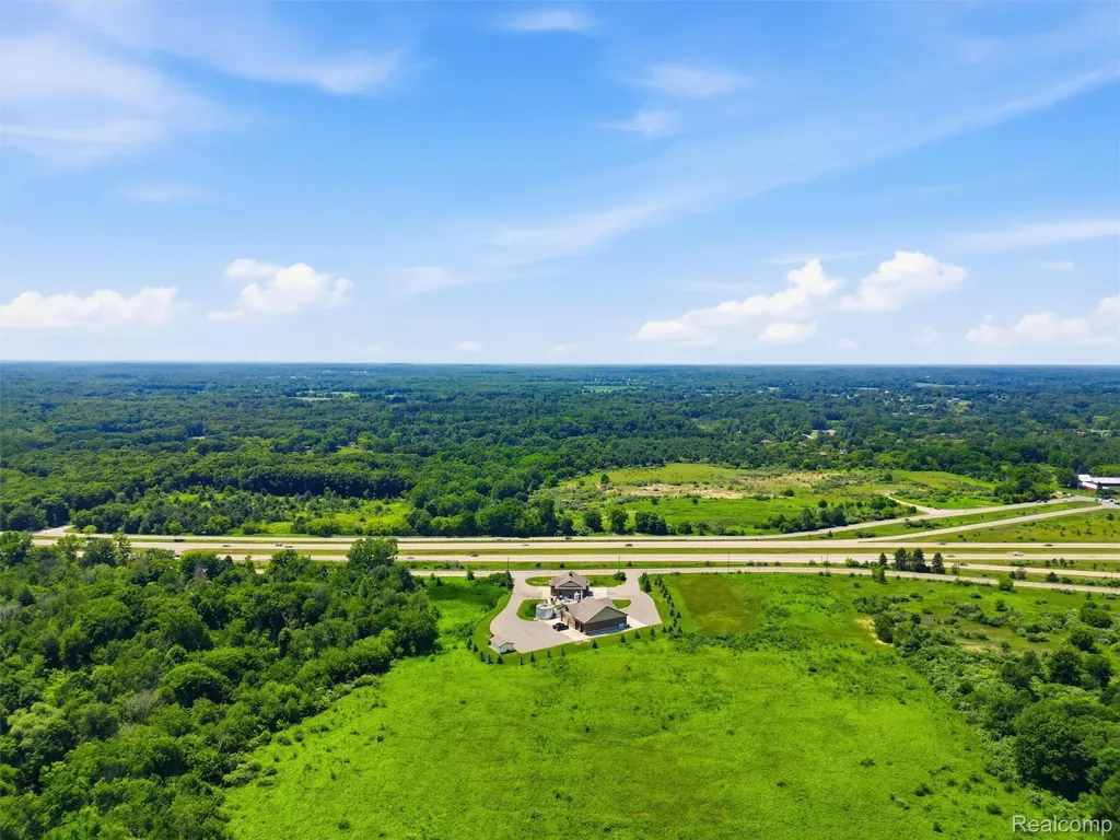 4975 Old Us 23 Hartland Township MI 48430