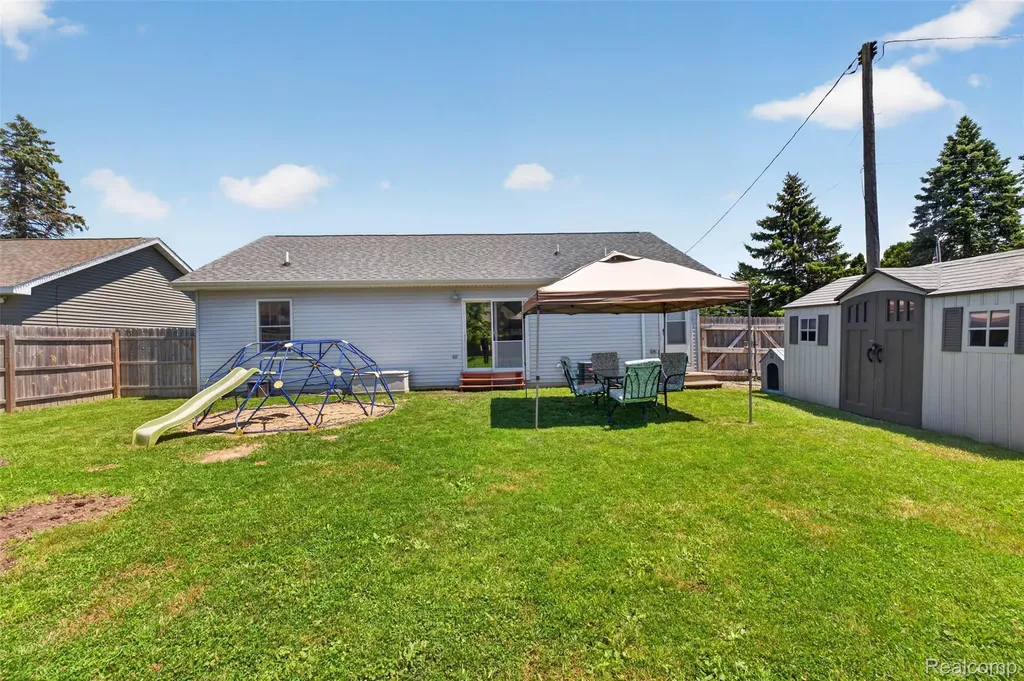69053 Grove Street Richmond City MI 48062