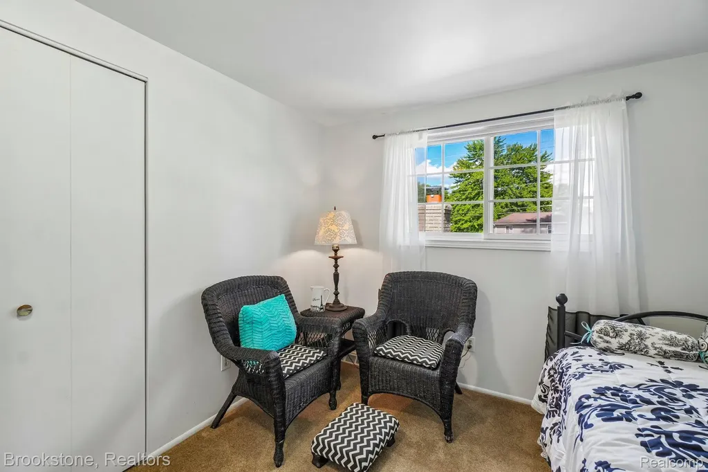 2668 Caterham Drive Waterford Charter Township MI 48329